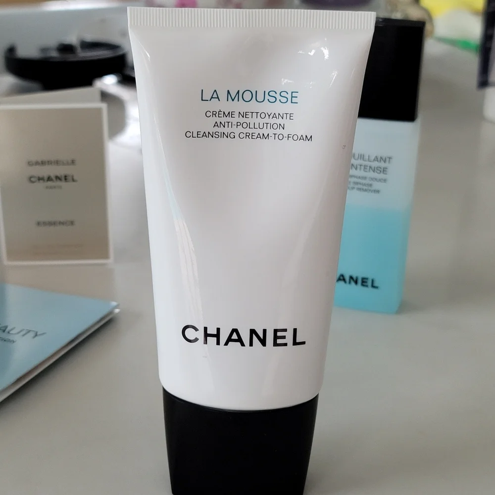 NEW FULL SIZE CHANEL Cleansing Skin Care Bundle